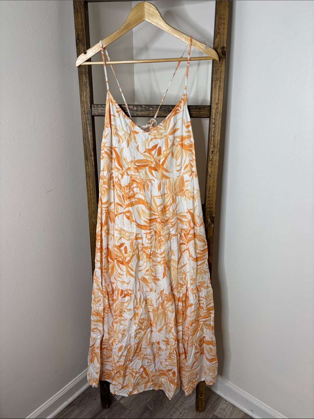 Abercrombie & Fitch White Maxi Dress with Orange Leaf Print Size M